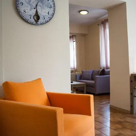 מלון Argostoli Hotel 2*